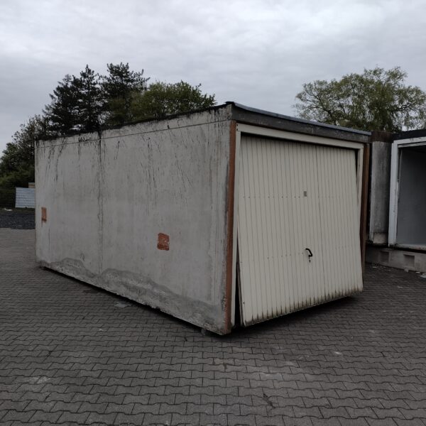 Garage 10087