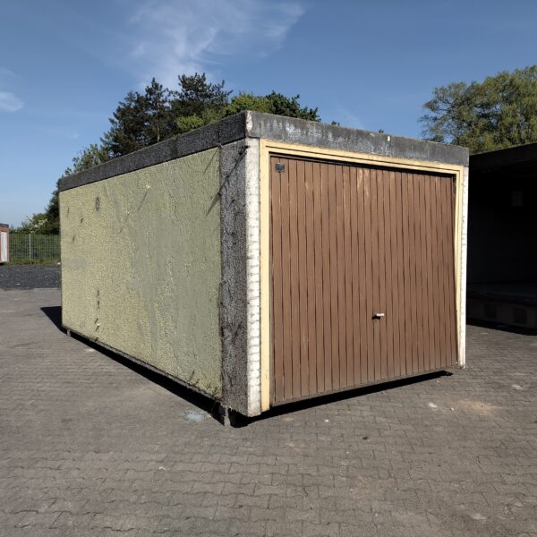 Garage 10098