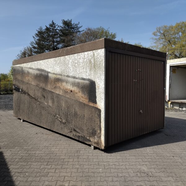 Garage 10053