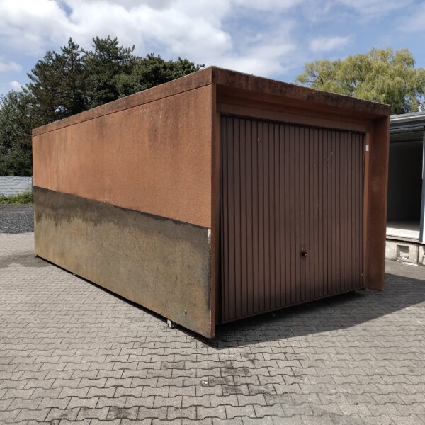 Garage 10040