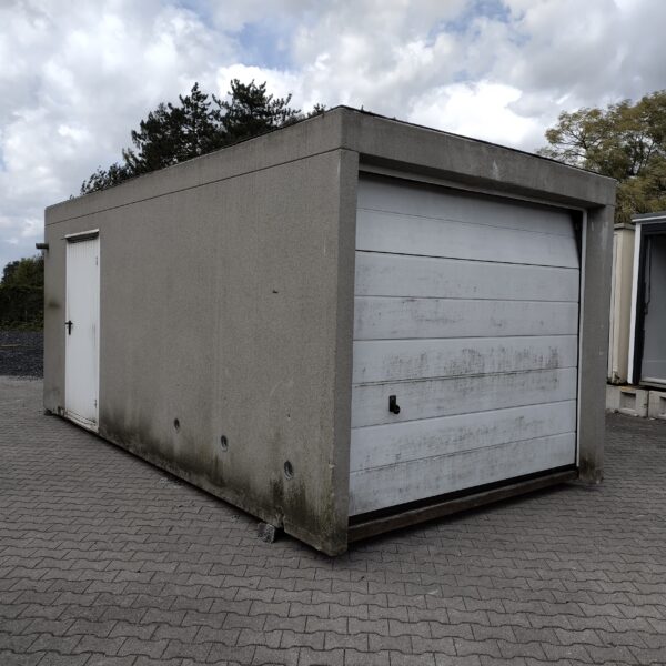 Garage 10225
