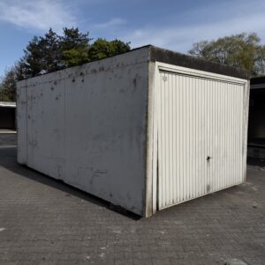 Garage 10303
