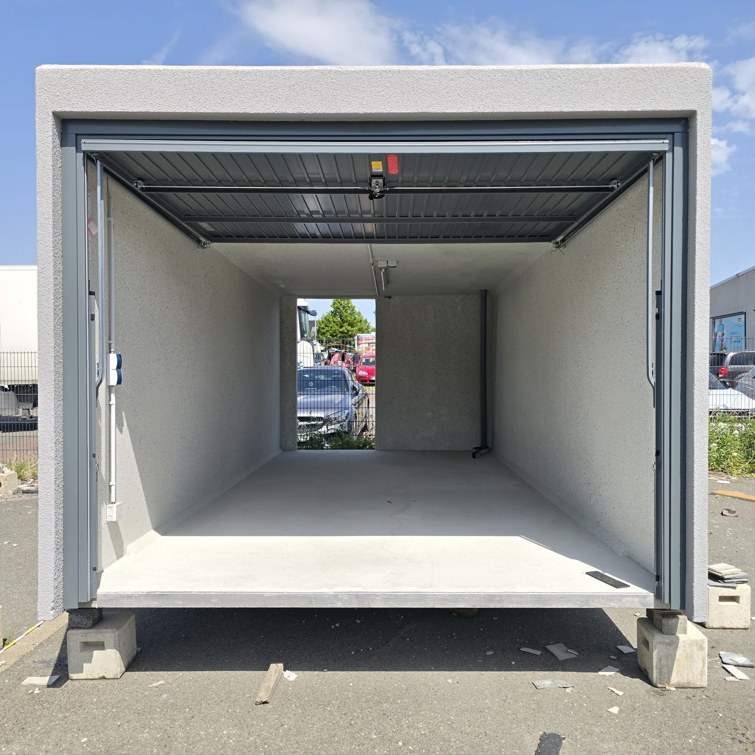 Garage 10348