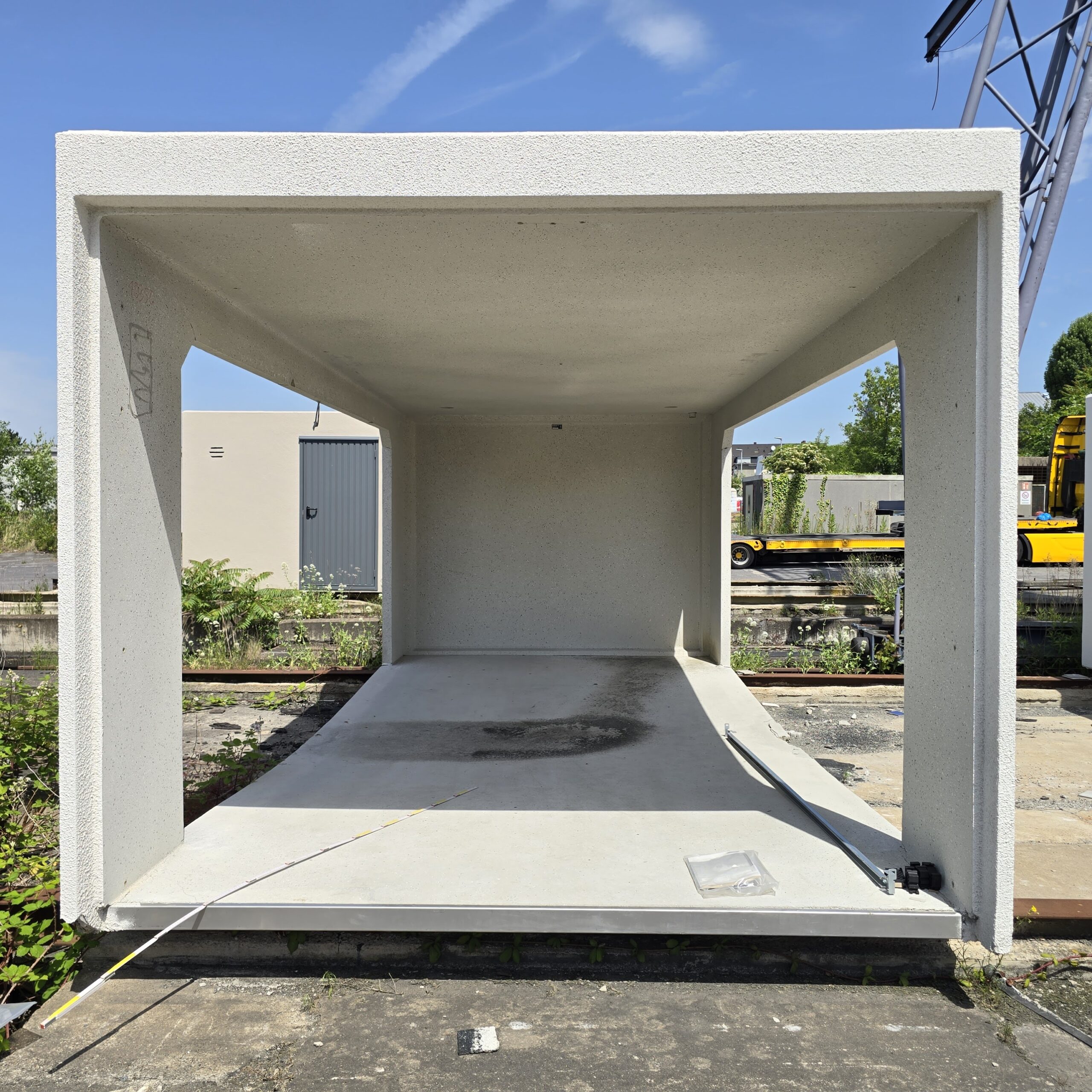 Garage 10350