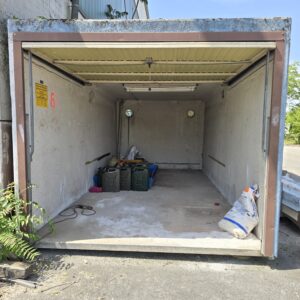 Garage 10352