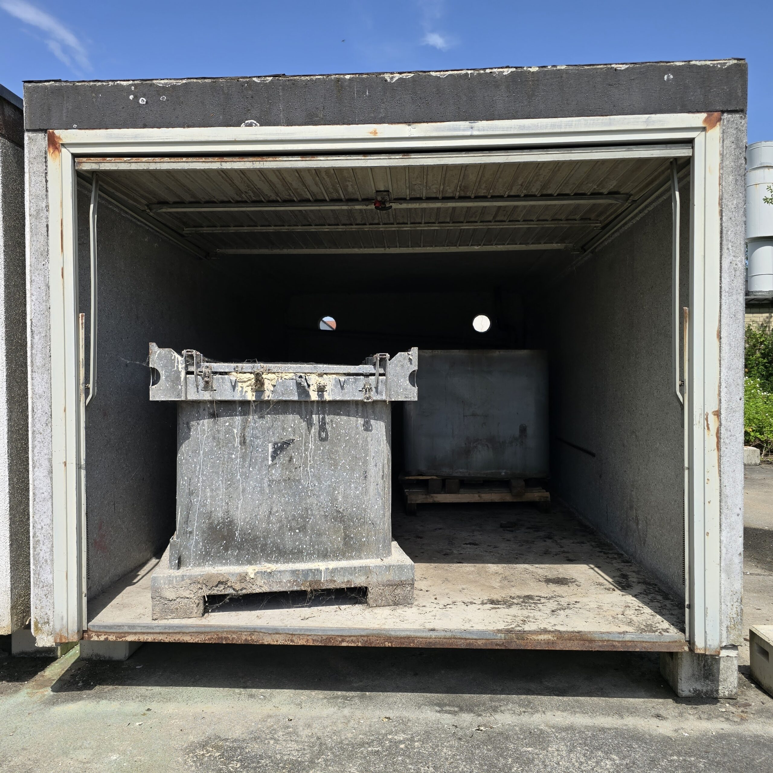 Garage 10356