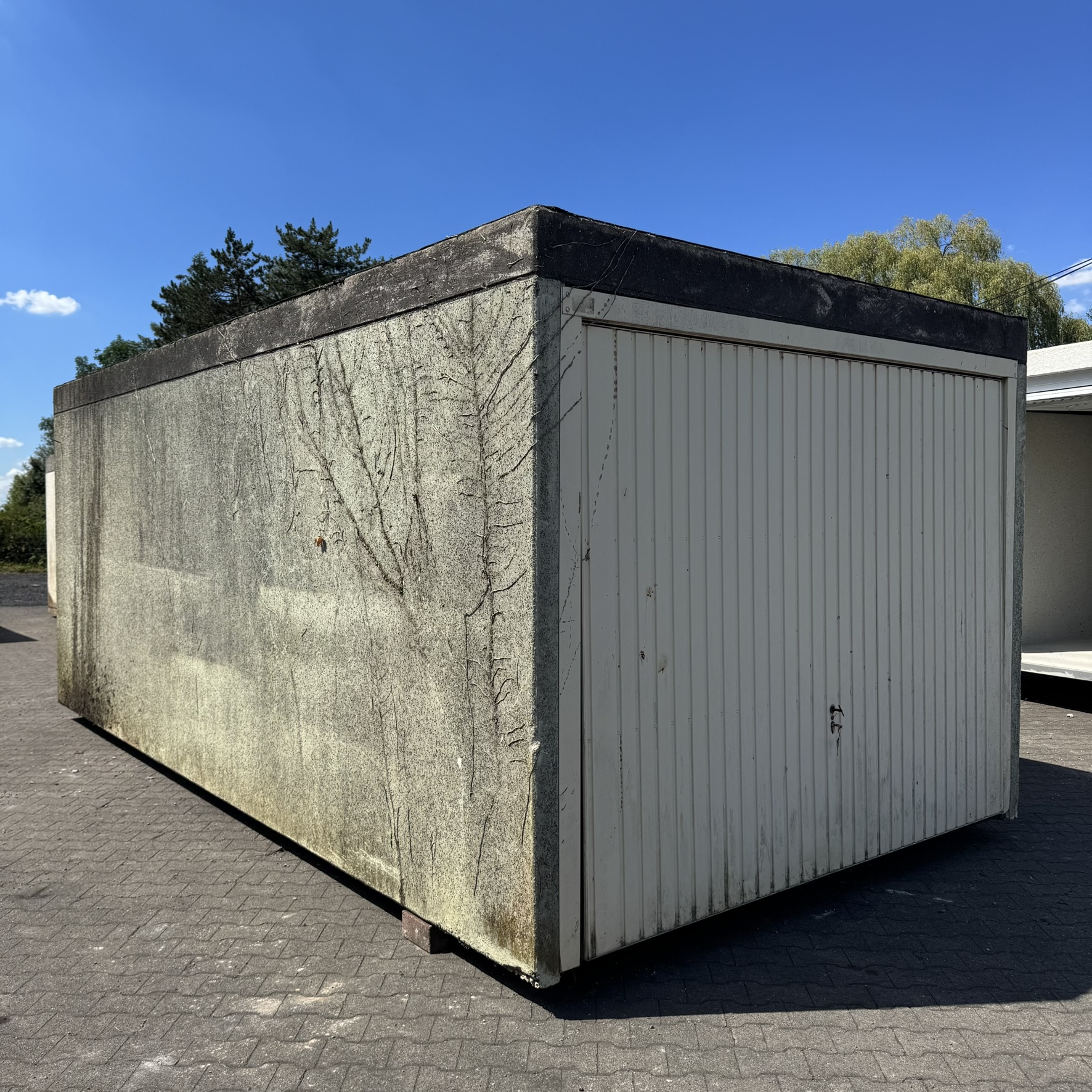 Garage 10320