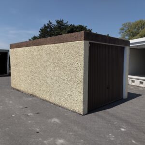 Garage 10300