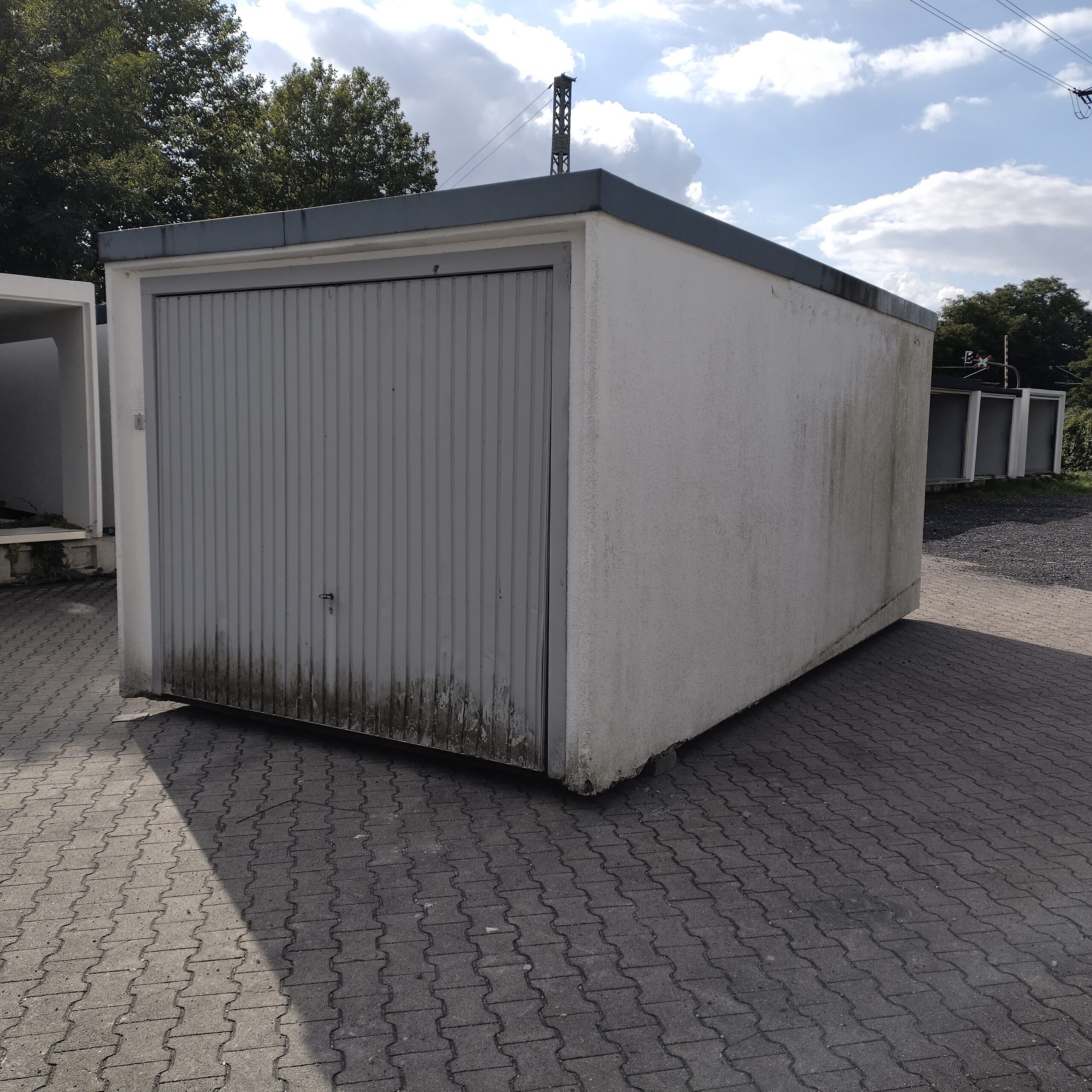 Garage 10389 – Bild 2
