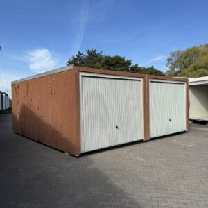 Doppelgarage 10390- 1/2